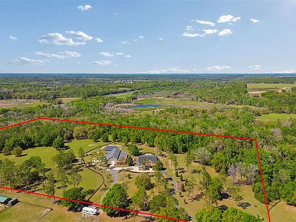 3rd image of 32641 BLUEBERRY HILL WAY
