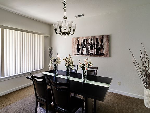 Formal dining room