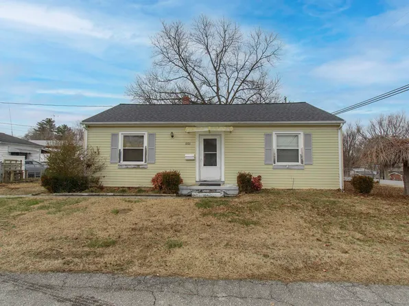 1001 9th St, Radford, VA 24141