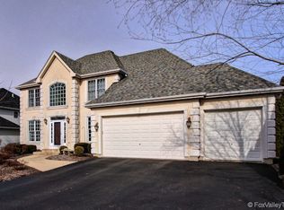 849 Wingfoot Dr, North Aurora, IL 60542