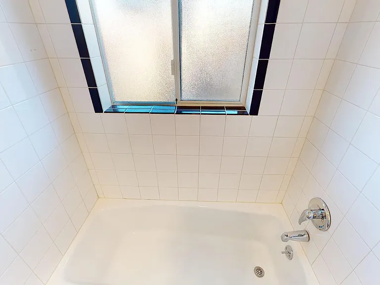 1714 E Ocotillo Rd — Photo 15