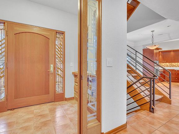 5th image of 58 Oakridge COURT