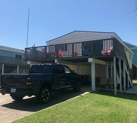 4th image of 13606 Pirates Beach Blvd