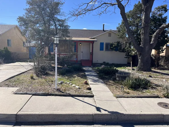 1213 Princeton Dr SE, Albuquerque, NM 87106