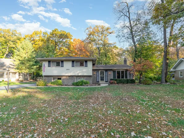 160 E Forest Ln, Palatine, IL 60067