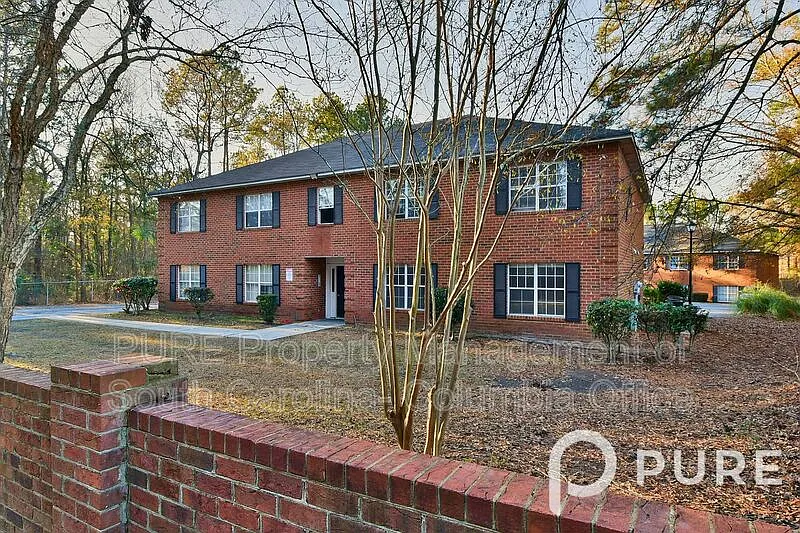 1 bed, 1.0 bath, 660 sqft, $850 — Photo 2