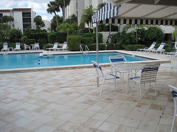 SBE village Pool area