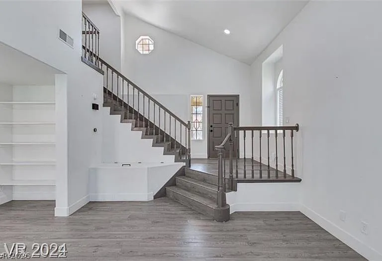 8312 Bermuda Beach Dr — Photo 2