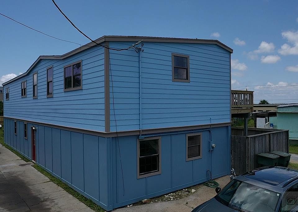 1st image of 3601 Yale St