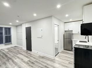 655 Main St E #6, Hamilton, ON L8M1J9