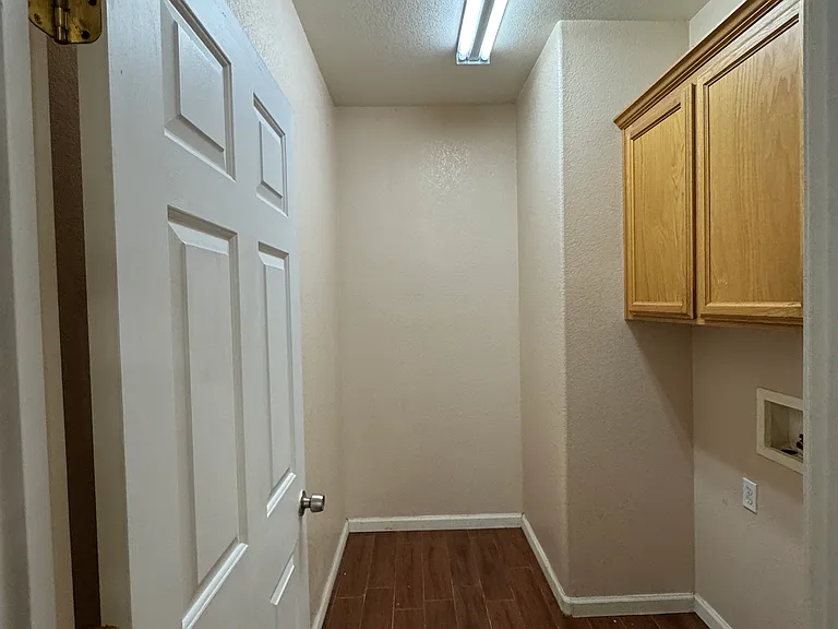 393 Mosburg Loop — Photo 8