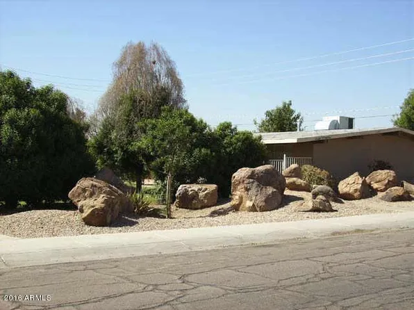 6049 W Laurie Ln, Glendale, AZ 85302