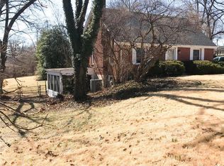 842 Hudson Rd, Saint Louis, MO 63135