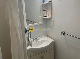 209 Chestnut Hill Ave, Brighton, MA 02135