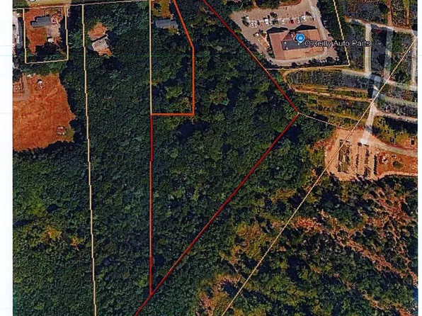 18 County Road, Gorham, ME 04038