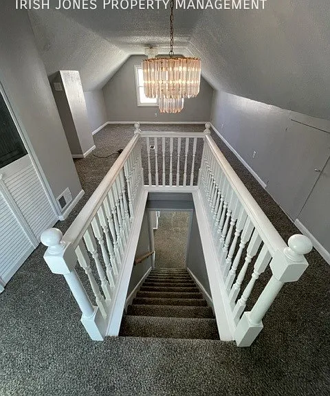 33 Tillotson Pl — Photo 14