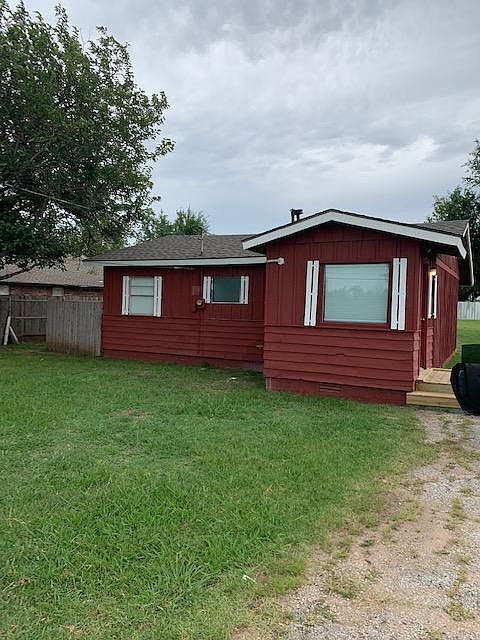 1st image of 2816 Woodlawn Dr
