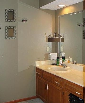 5th image of 1636 NE Debonair Dr