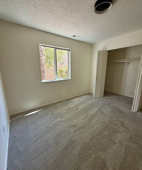 963 Iowa Ave #B — Photo 5