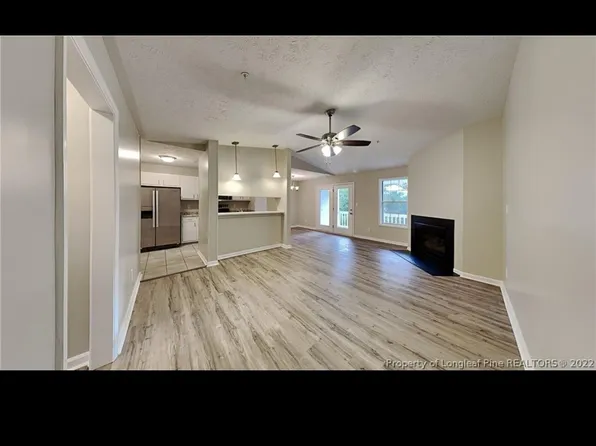 225 Waterdown Dr APT 11, Fayetteville, NC 28314