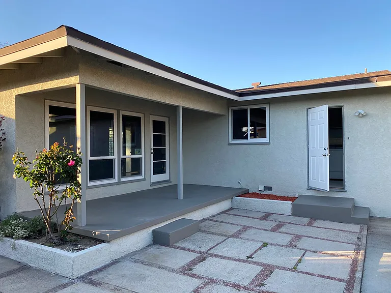 1972 Vuelta Grande Ave — Photo 5