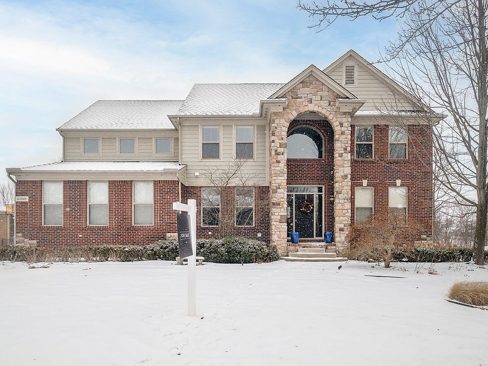1st image of 61048 Winterberry Dr