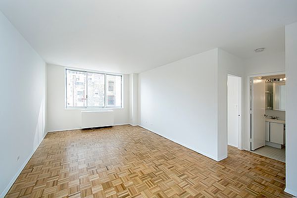 1st image of 424 W End Ave #1312