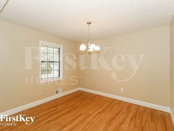 5th image of 347 Rockland Way