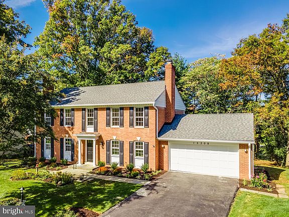 2nd image of 15308 Delphinium Ln