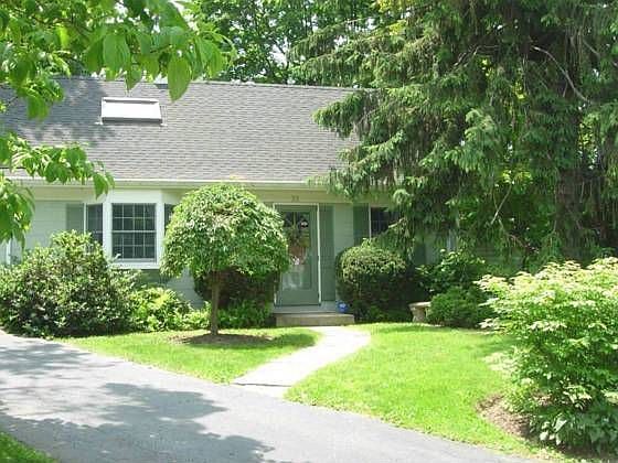 1st image of 30 Half Moon Ln