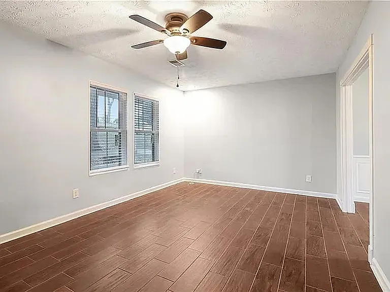 4173 Alicia Ct — Photo 11