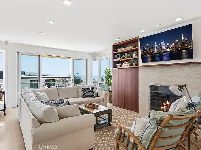 2242 Circle Dr — Photo 8
