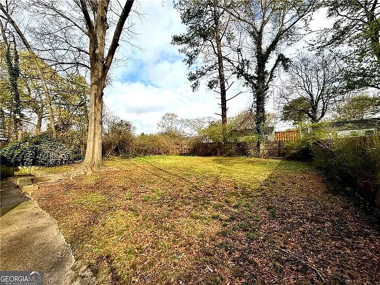 1449 Lynford Dr SW — Photo 18