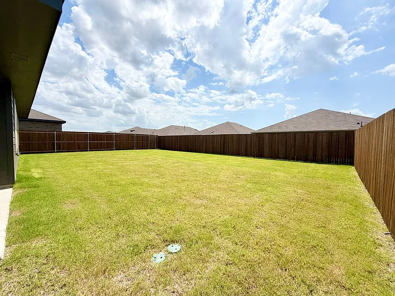 513 Barlow Dr — Photo 36