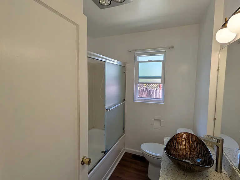 550 Harmony Dr — Photo 9