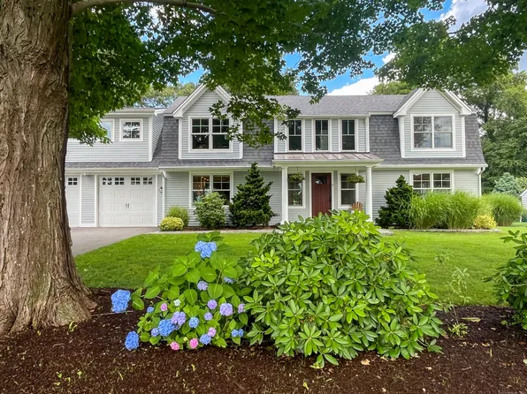 6 Fenwood Avenue, Old Saybrook, CT 06475