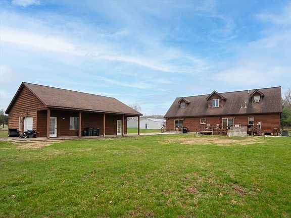 2nd image of 37 Highway 34 Rd N