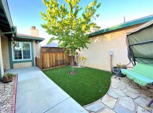 5712 Sage Dr, Bakersfield, CA 93309