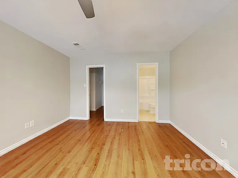 9746 Phil Halstead Dr — Photo 6