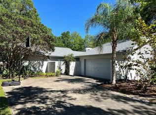 3207 Tarabrook Dr, Tampa, FL 33618