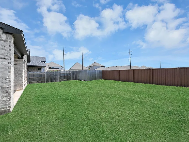 24515 Fluttering Dove Ln — Photo 32