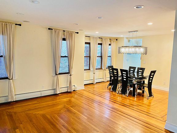 4th image of 10 Granger Ave Floor 1