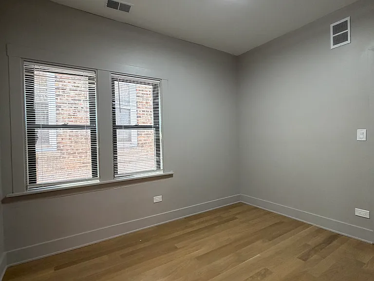 3530 W Dickens Ave #2 — Photo 15