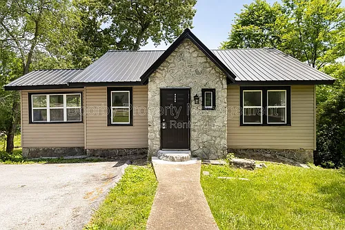 1812 John Ross Rd Photo 1