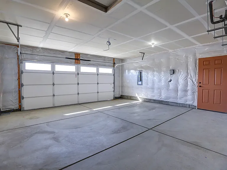 507 S Renick Pl — Photo 2