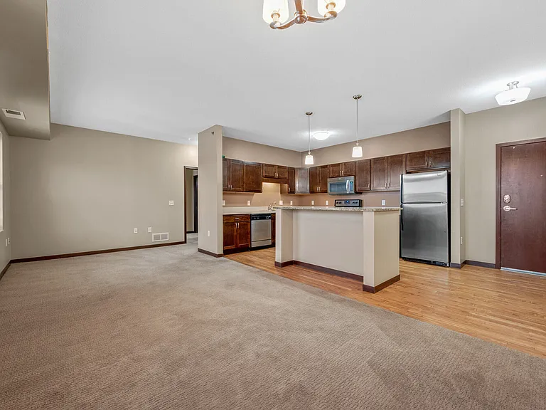 Oaks Station Place — Photo 21