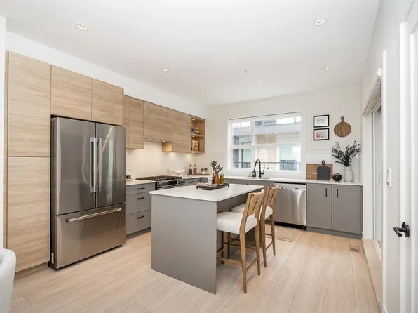 20335 70a Ave #39, Langley, BC V2Y 3V8