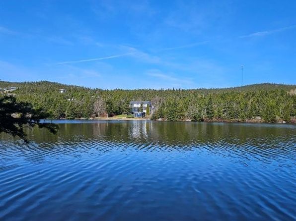 28 Valley Road, Spaniards Bay, NL A0A3X0