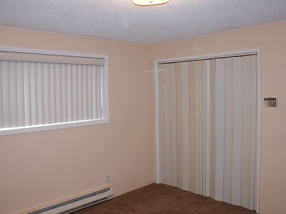 rear bedroom