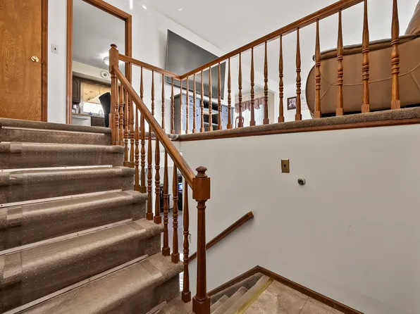 211 Woehrle Avenue image 3 of 37